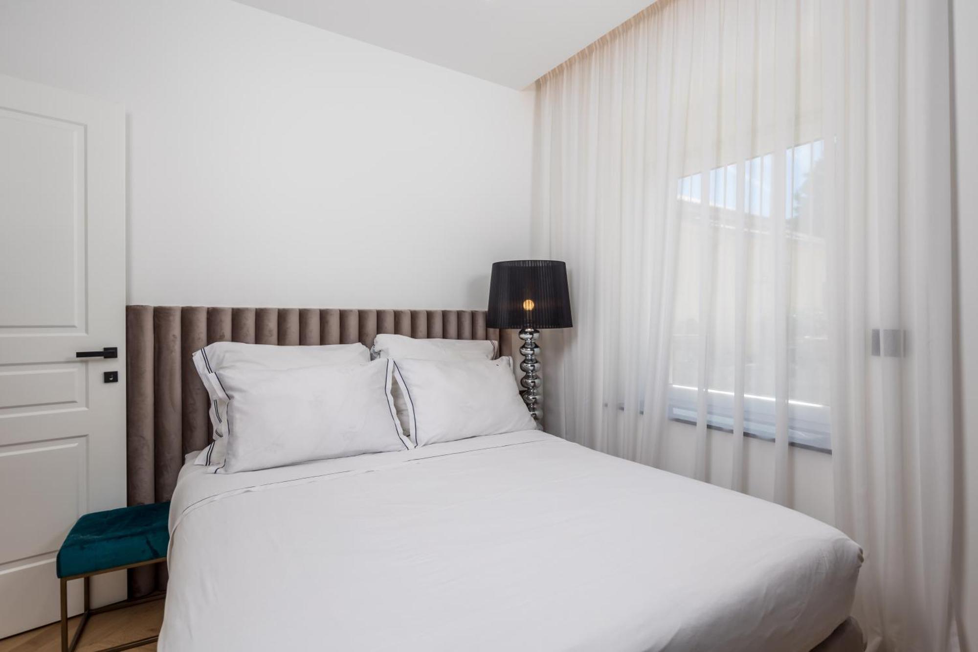 Rocky Beach Rooms Нови-Винодолски Экстерьер фото